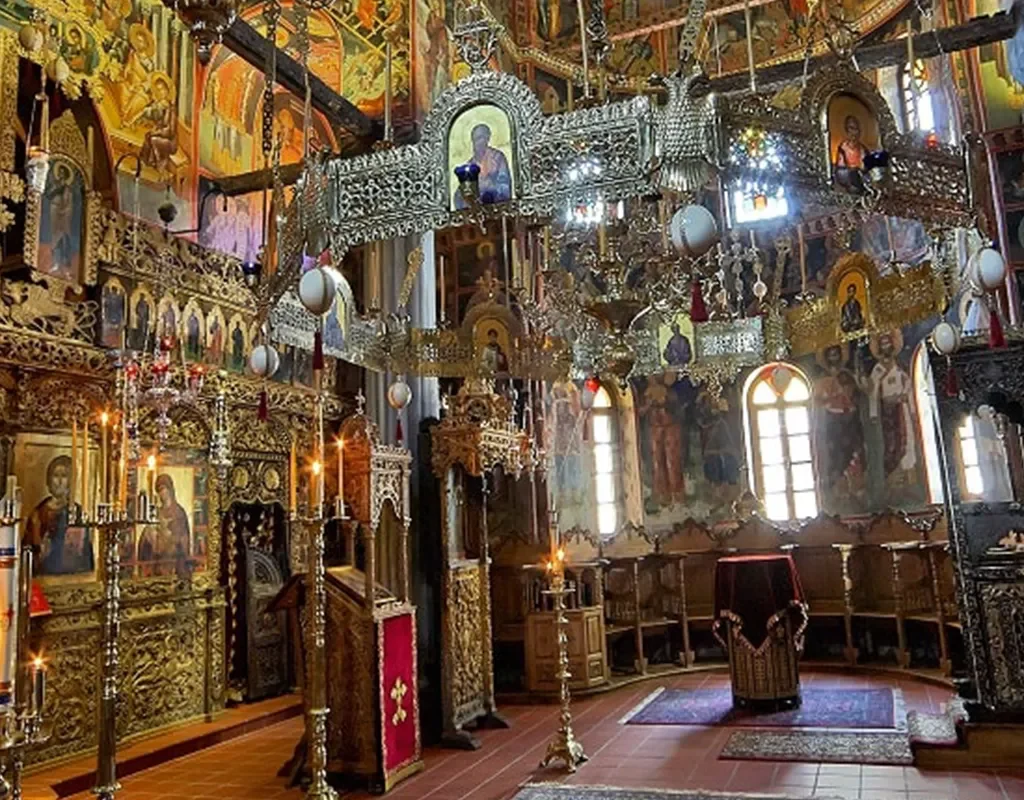 Holy-Monastery-Of-Great-Meteoron-5